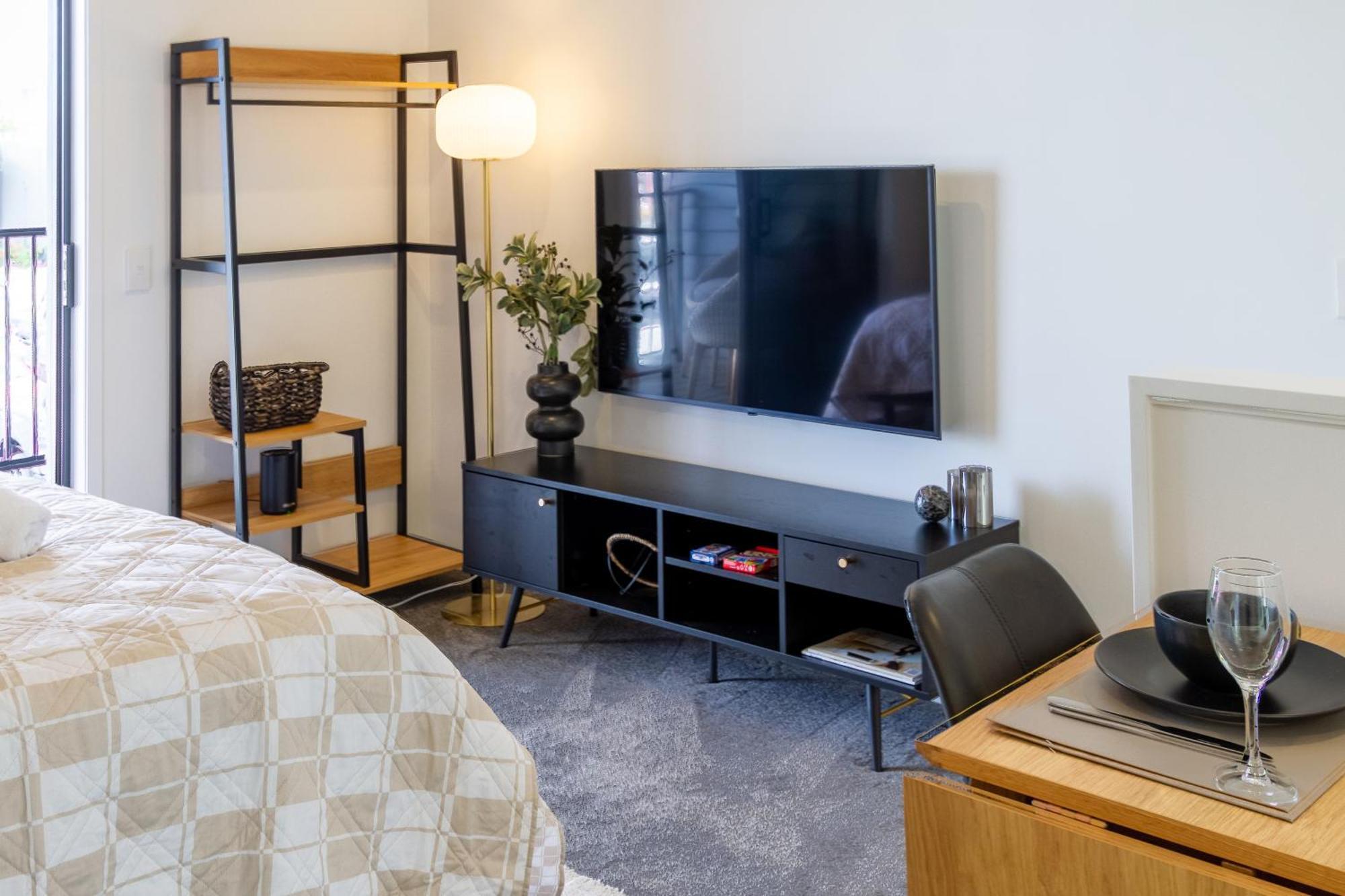 Prime Locale: Studio With Balcony 基督城 外观 照片